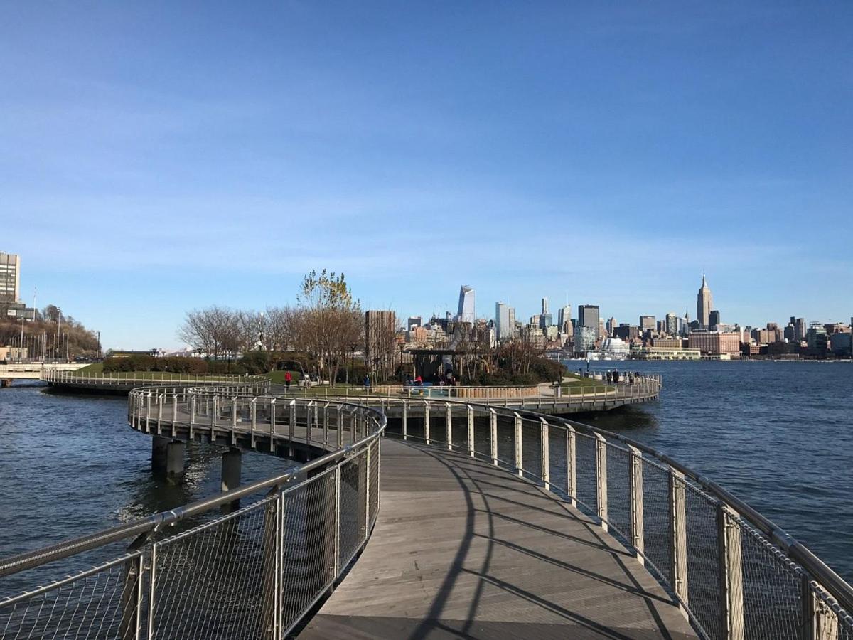 Chic Penthouse 15 Minutes From Nyc - Bus Stop At Doorstep Hoboken Esterno foto