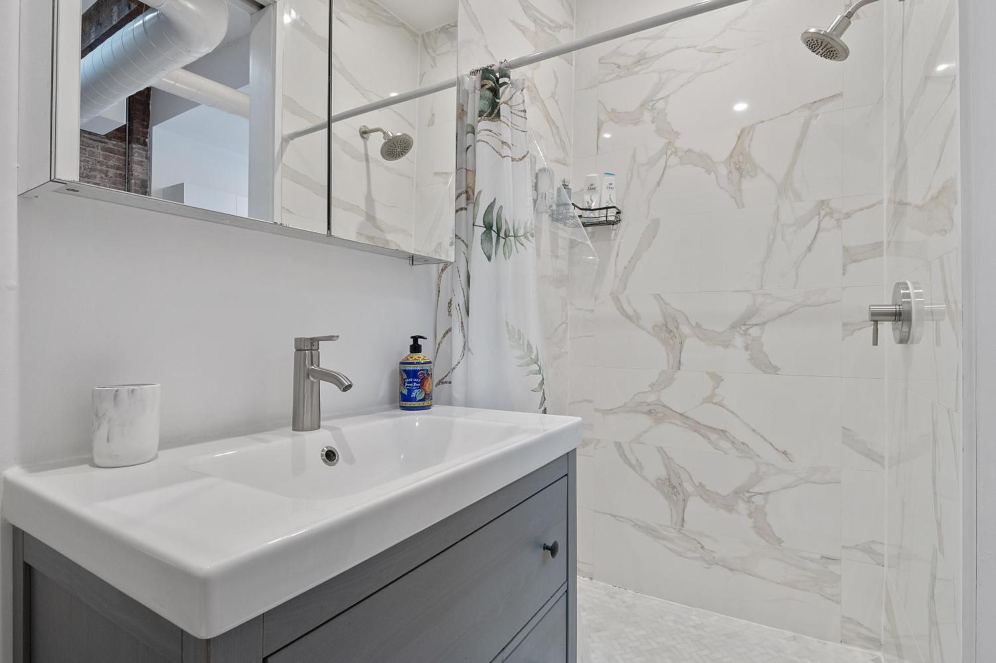 Chic Penthouse 15 Minutes From Nyc - Bus Stop At Doorstep Hoboken Esterno foto