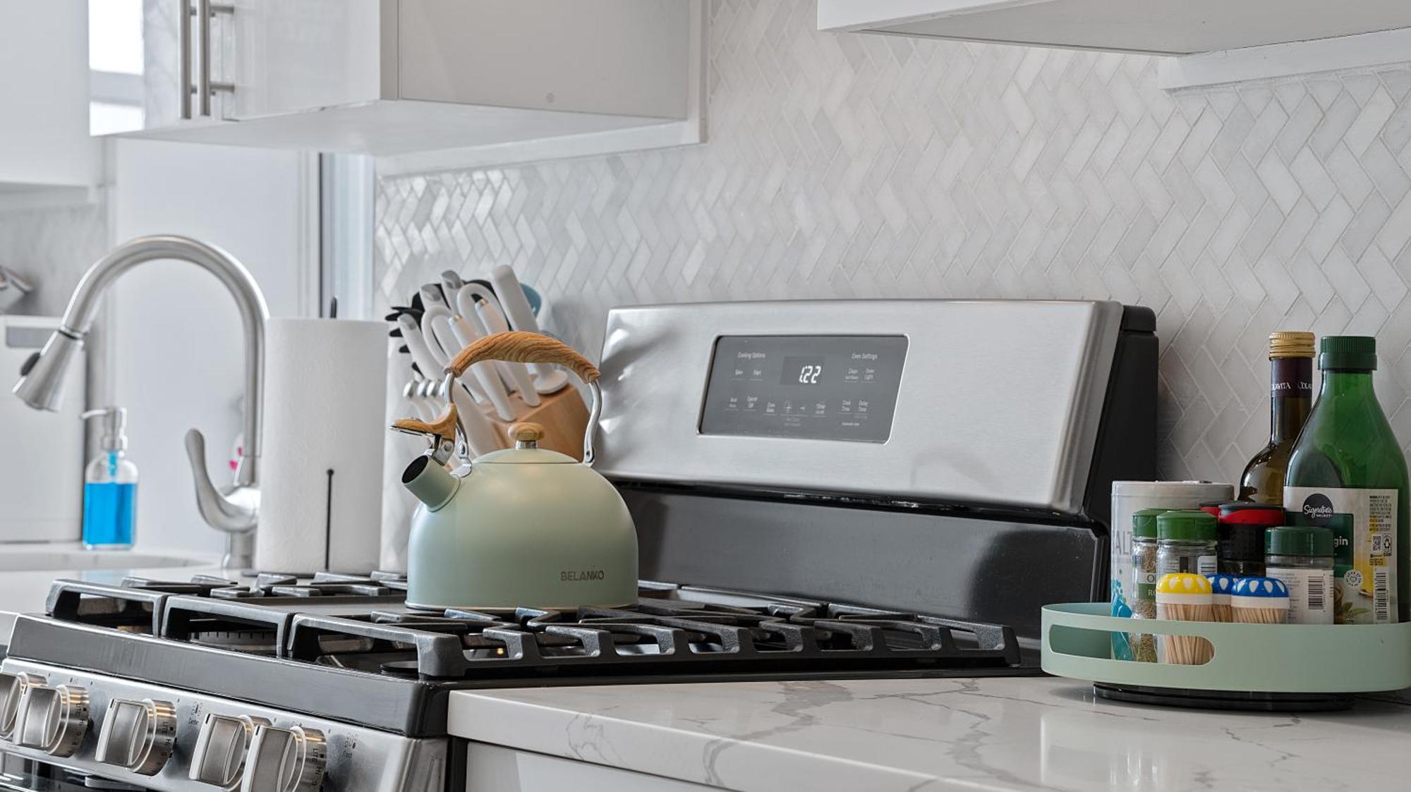 Chic Penthouse 15 Minutes From Nyc - Bus Stop At Doorstep Hoboken Esterno foto