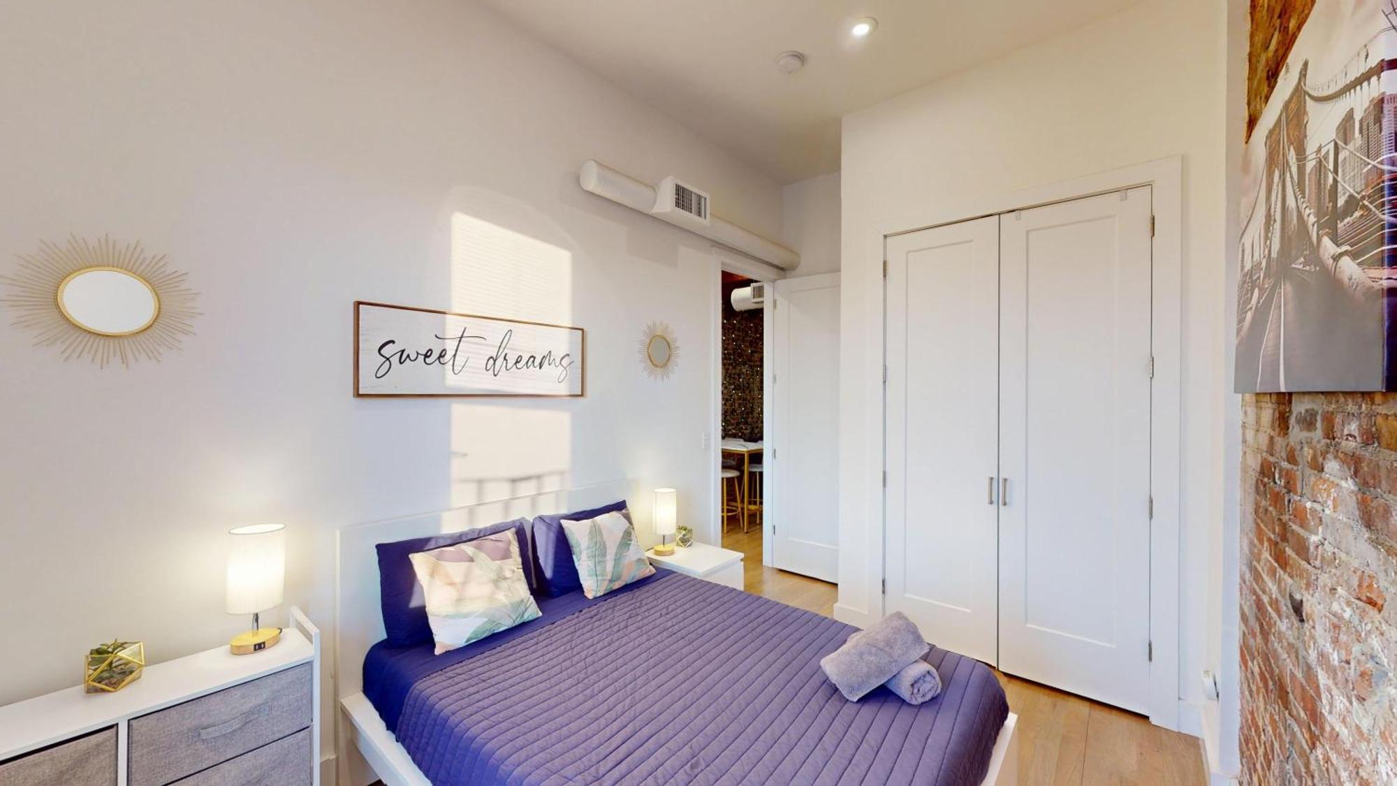 Chic Penthouse 15 Minutes From Nyc - Bus Stop At Doorstep Hoboken Esterno foto